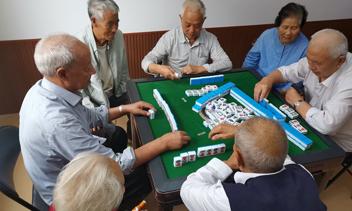 Mahjong Photo: cnsphoto