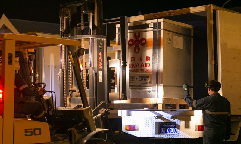 A batch of China-donated Sinopharm COVID-19 vaccines arrives at Wattay International Airport in Vientiane, Laos, Aug. 7, 2021.(Photo: Xinhua)