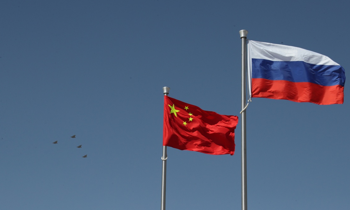 The exercise ZAPAD/INTERACTION-2021 kicks off at a combined arms tactical training base of the PLA Army in Qingtongxia City of West China's Ningxia Hui Autonomous Region on August 9, 2021. Pictures show that the participating troops from China and Russia parade at the launch ceremony in 13 ground phalanxes, together with two air echelons. (eng.chinamil.com.cn/Photo by Liu Fang)