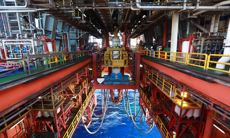 China's first set of subsea capping stack made trial run at the South China Sea. Photo: courtesy of CNOOC 