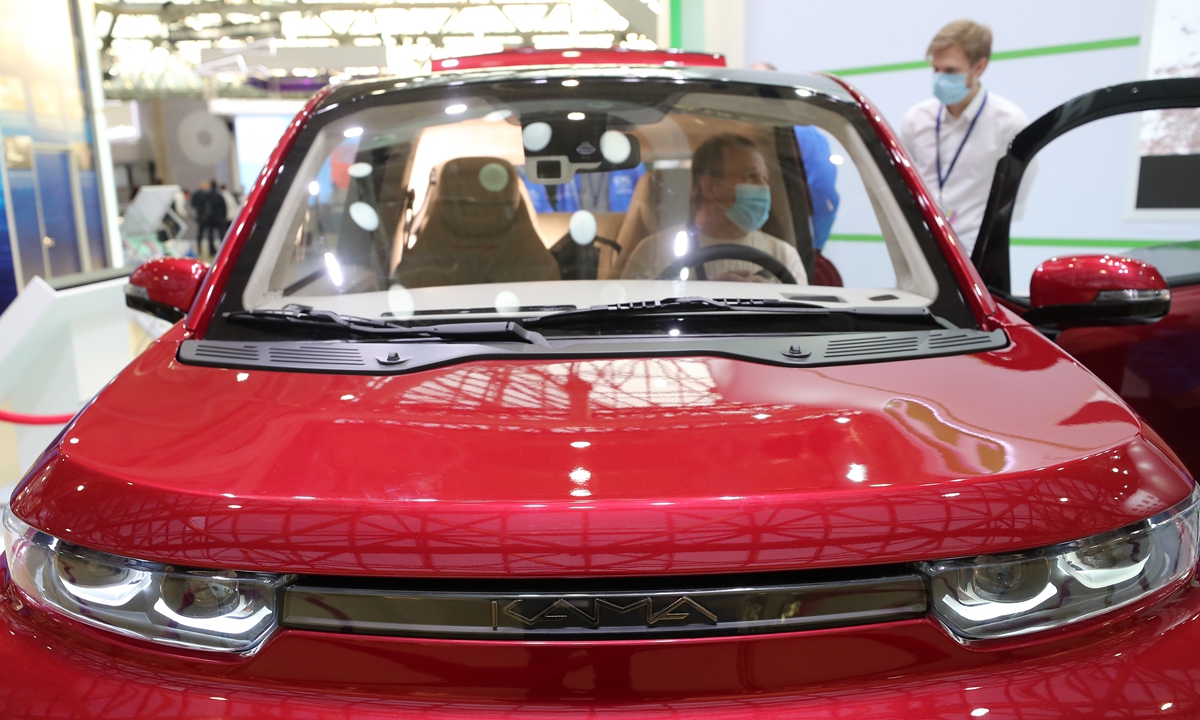 Kama-1, Russia's first electric vehicle, is unveiled at the Vuzpromexpo-2020 annual national exhibition. Photo: VCG