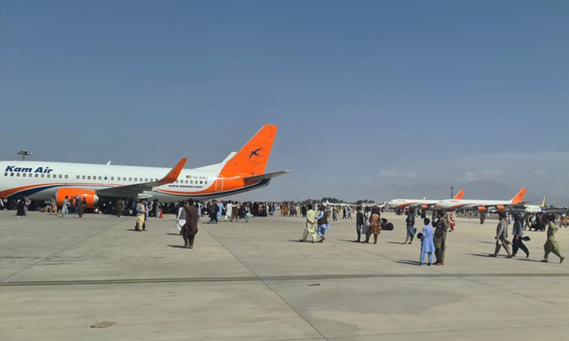 Photo taken on Aug. 16, 2021, shows Kabul airport during evacuation in Kabul, capital of Afghanistan.(Photo: Xinhua)