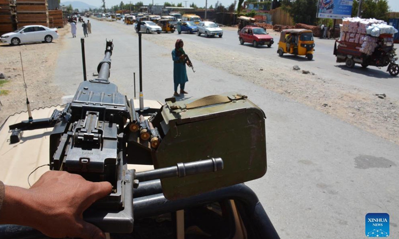 Taliban members are seen at a security checkpoint in Jalalabad, capital of Nangarhar province, Afghanistan, Aug. 31, 2021.Photo:Xinhua