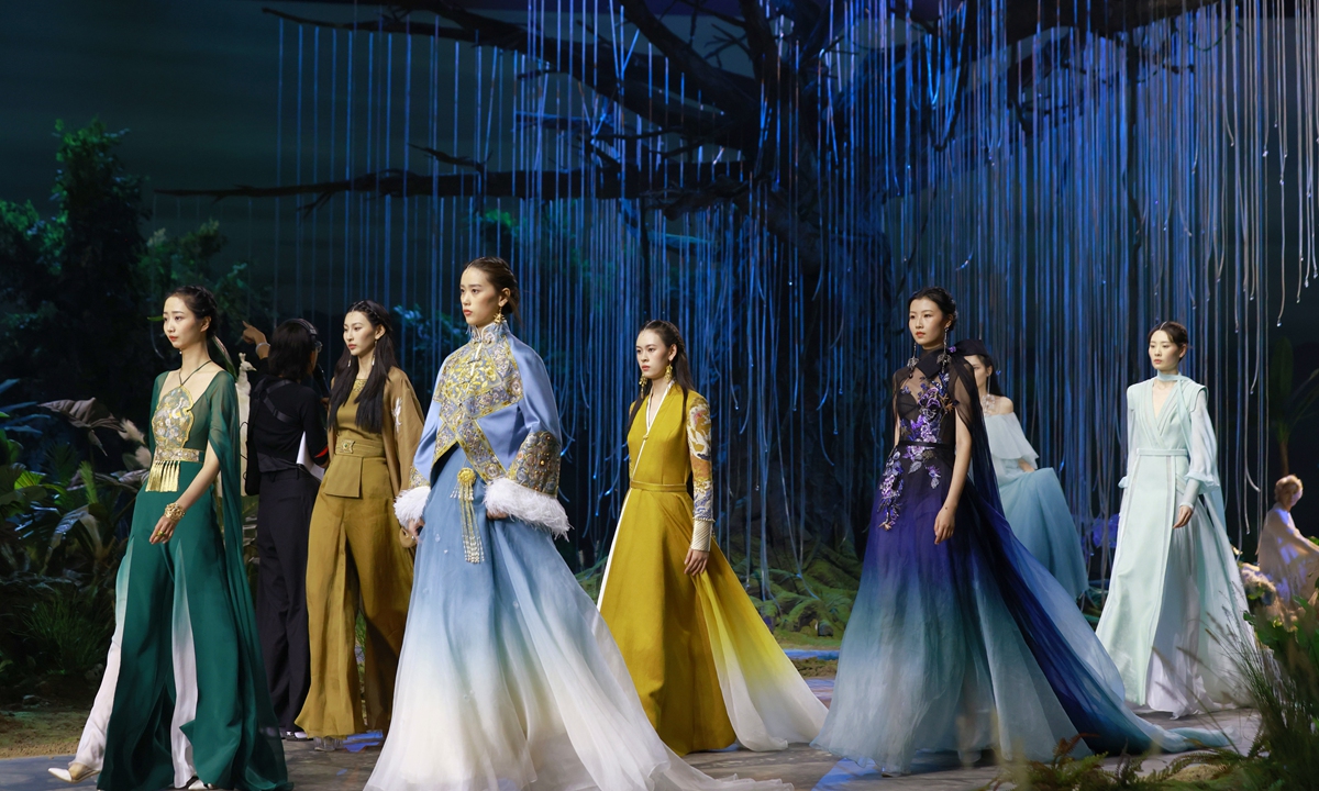 Heaven Gaia show kicks off China International Fashion Week - Global Times