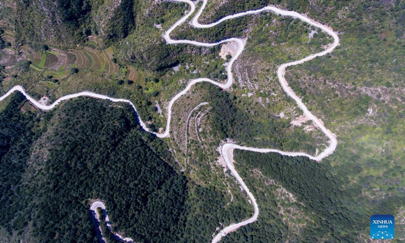 Aerial photo taken on Sept. 9, 2021 shows a mountain road popularly known as the Taihang Sky Road in Pingshun County, north China's Shanxi Province.Photo:Xinhua