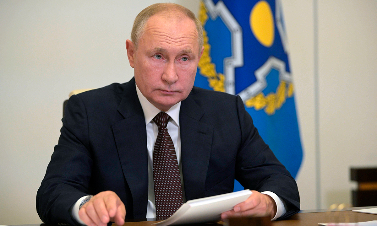 Russian President Vladimir Putin attends a meeting of the Collective Security Treaty Organization by video conference at the Novo-Ogaryovo residence outside Moscow, Russia on Thursday. Putin was in self-isolation after people in his inner circle confirmed infections of COVID-19. Photo: VCG