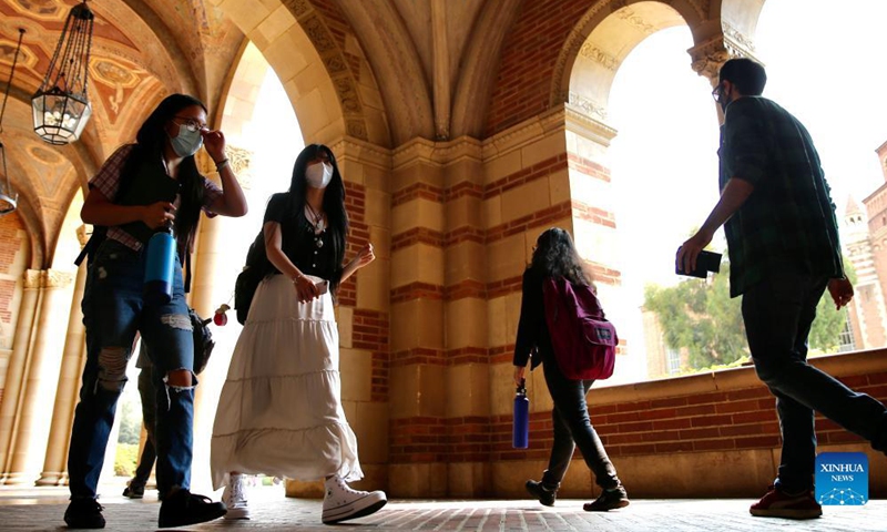 Students are seen on campus of the University of California, Los Angeles (UCLA), in Los Angeles, the United States, Sept. 23, 2021.Photo:Xinhua