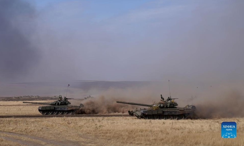 Photo taken on Sept. 23, 2021 shows the live-fire drill Peace Mission 2021 at the Donguz training range in Orenburg, Russia. Troops participating in the Peace Mission 2021, a counter-terrorism military exercise for Shanghai Cooperation Organization (SCO) member states, conducted a live ammunition drill at the Donguz training range in Orenburg, Russia on Thursday.Photo:Xinhua
