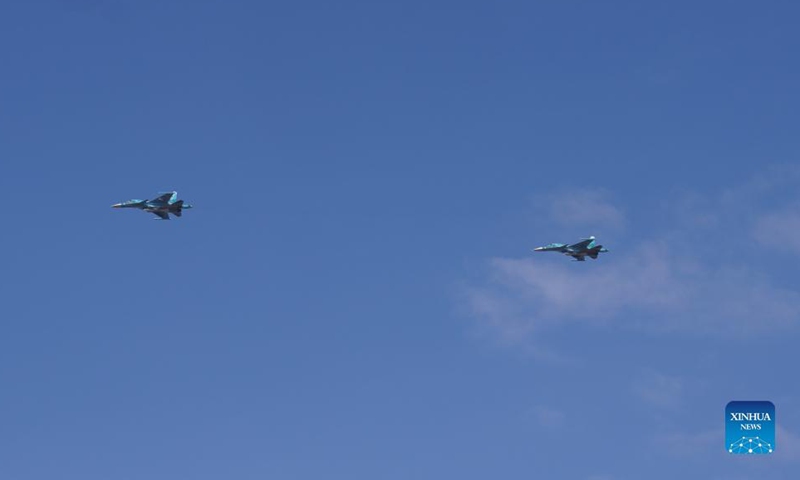 Photo taken on Sept. 23, 2021 shows the live-fire drill Peace Mission 2021 at the Donguz training range in Orenburg, Russia. Troops participating in the Peace Mission 2021, a counter-terrorism military exercise for Shanghai Cooperation Organization (SCO) member states, conducted a live ammunition drill at the Donguz training range in Orenburg, Russia on Thursday.Photo:Xinhua