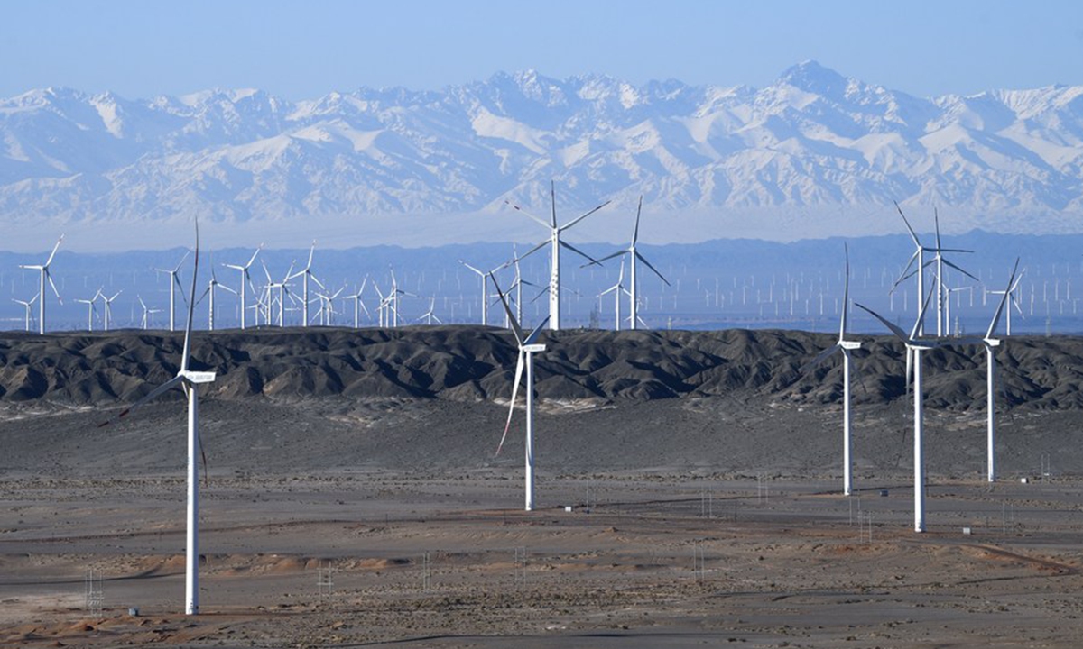 Photo taken on Oct. 23, 2019 shows the Nanfeng wind power field in Hami, northwest China's Xinjiang Uygur Autonomous Region. (Xinhua/Zhao Ge)