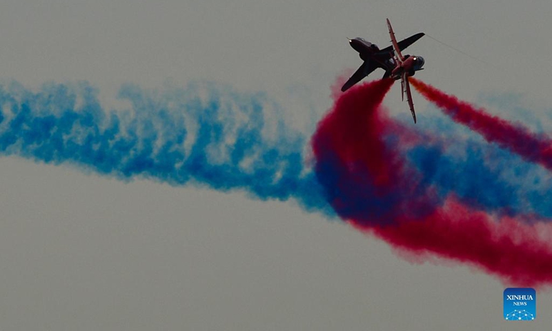Photo taken on Sept. 26, 2021 shows an aerobatic performance during the Malta International Airshow in Qawra, Malta. Aviation enthusiasts were in for a treat over the weekend as the Malta International Airshow got underway with some 50 aircraft from around the globe, some of which graced the skies with shows of aerobatics.(Photo: Xinhua)