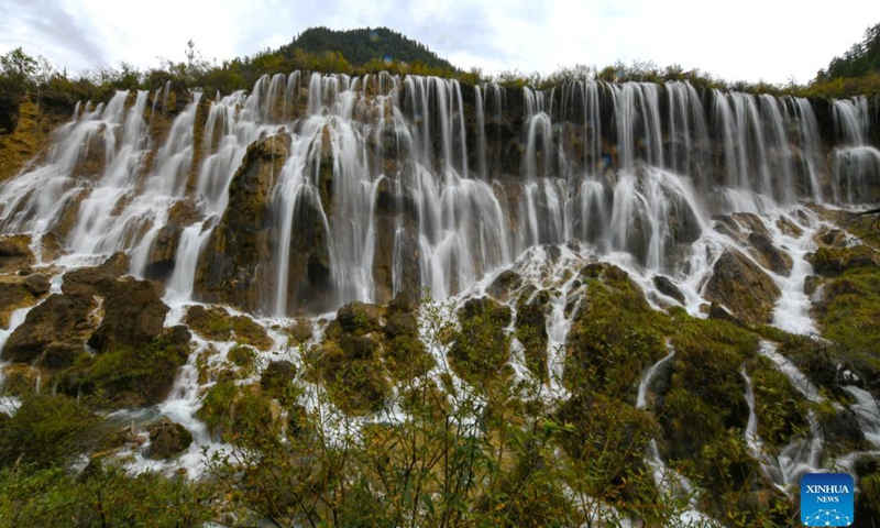 Photo taken on Sept. 27, 2021 shows a waterfall at the Jiuzhaigou scenic spot in Jiuzhaigou County, southwest China's Sichuan Province.Photo:Xinhua