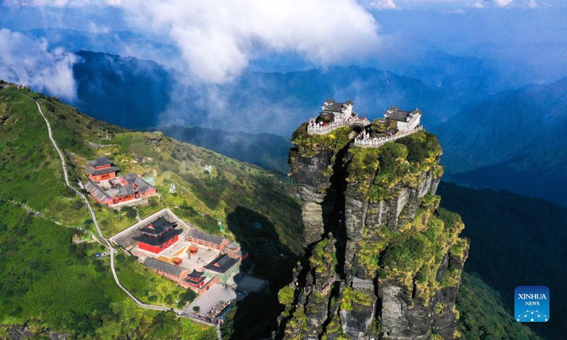 Aerial photo taken on Sept. 27, 2021 shows a view of Mount Fanjing in Tongren City, southwest China's Guizhou Province. Boasting rich natural resources and high vegetation coverage, Mount Fanjing was listed as a UNESCO World Natural Heritage Site in 2018.Photo:Xinhua