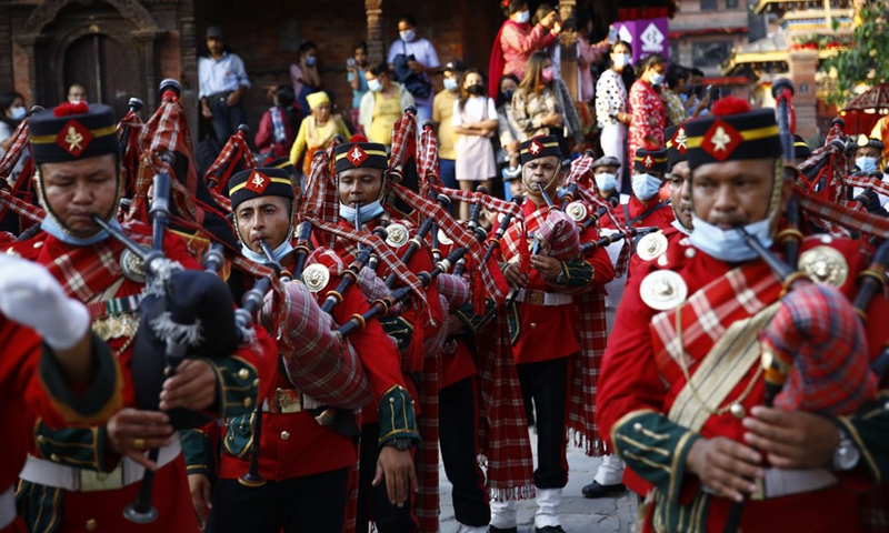 A Nepalese army band performs on Fulpati, the seventh day of the Dashain festival, during the biggest Hindu festival Dashain in Kathmandu, Nepal on Oct. 12, 2021.(Photo: Xinhua)