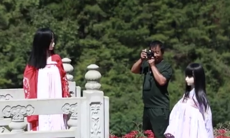 Yu Zhenguo has been collecting silicone dolls since 2014. Instead of using them as sex toys, he spends a large sum of money on clothes to dresses up these dolls in period costumes and take exquisite photos of them. Photo: Sina Weibo