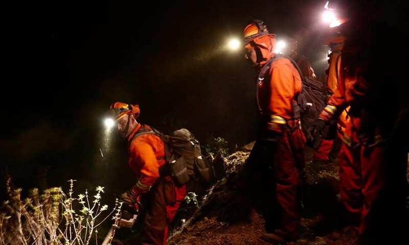 Firefighters work to contain the Alisal Fire in Santa Barbara County, California, the United States, Oct. 13, 2021.Photo:Xinhua