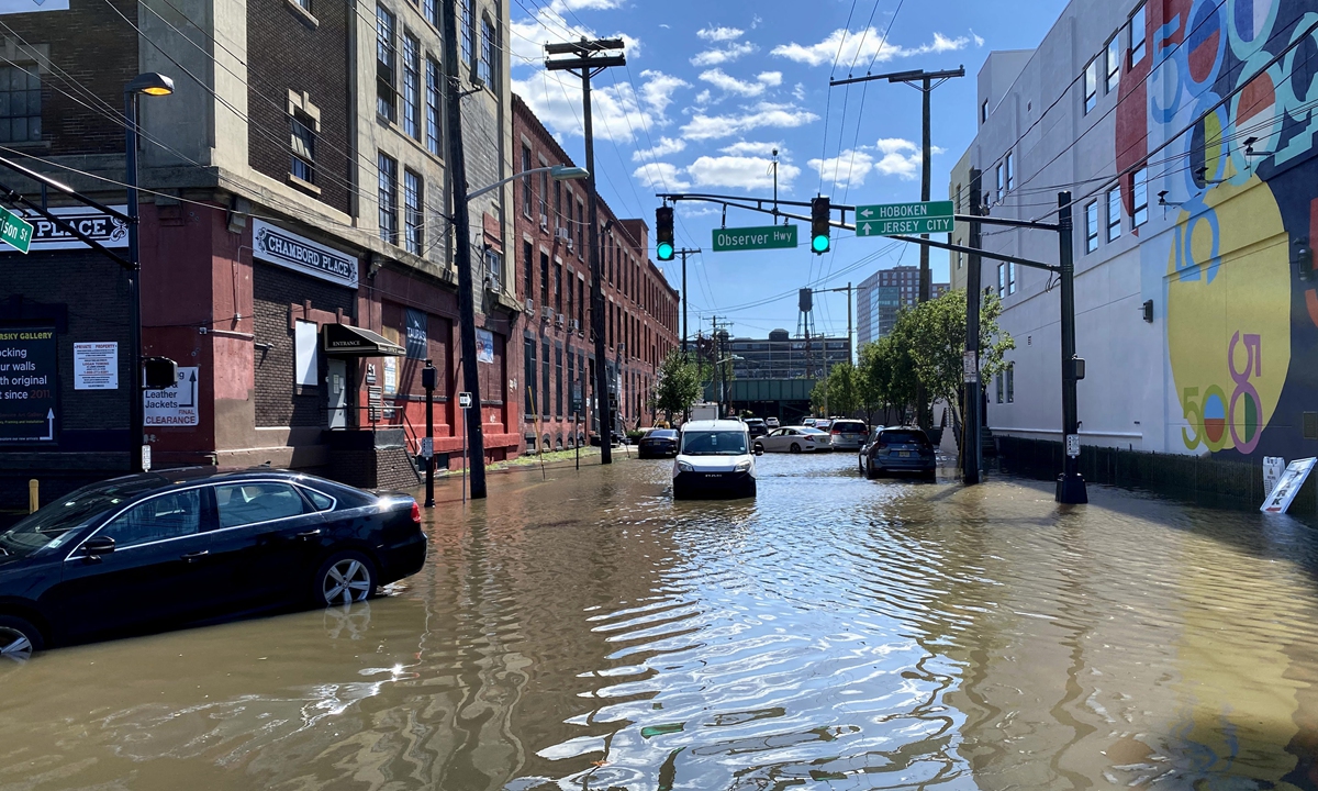 The picture shows a flooded area of Southwest Hoboken, New Jersey, the US after a night of high winds and rain from the remnants of Hurricane Ida on September 2.  Photo: AFP