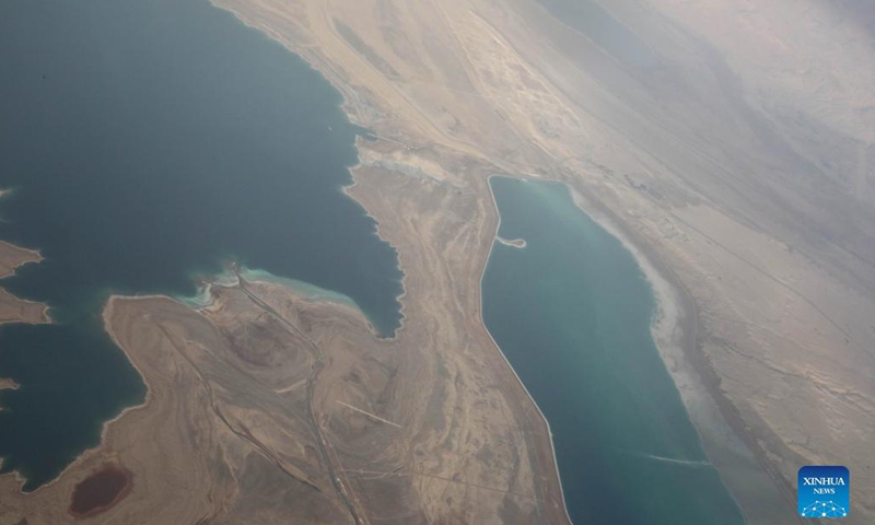 Aerial photo taken on Oct.15, 2021 shows the shores of the southern part of the Dead Sea near Masada National Park, Israel. (Photo: Xinhua)