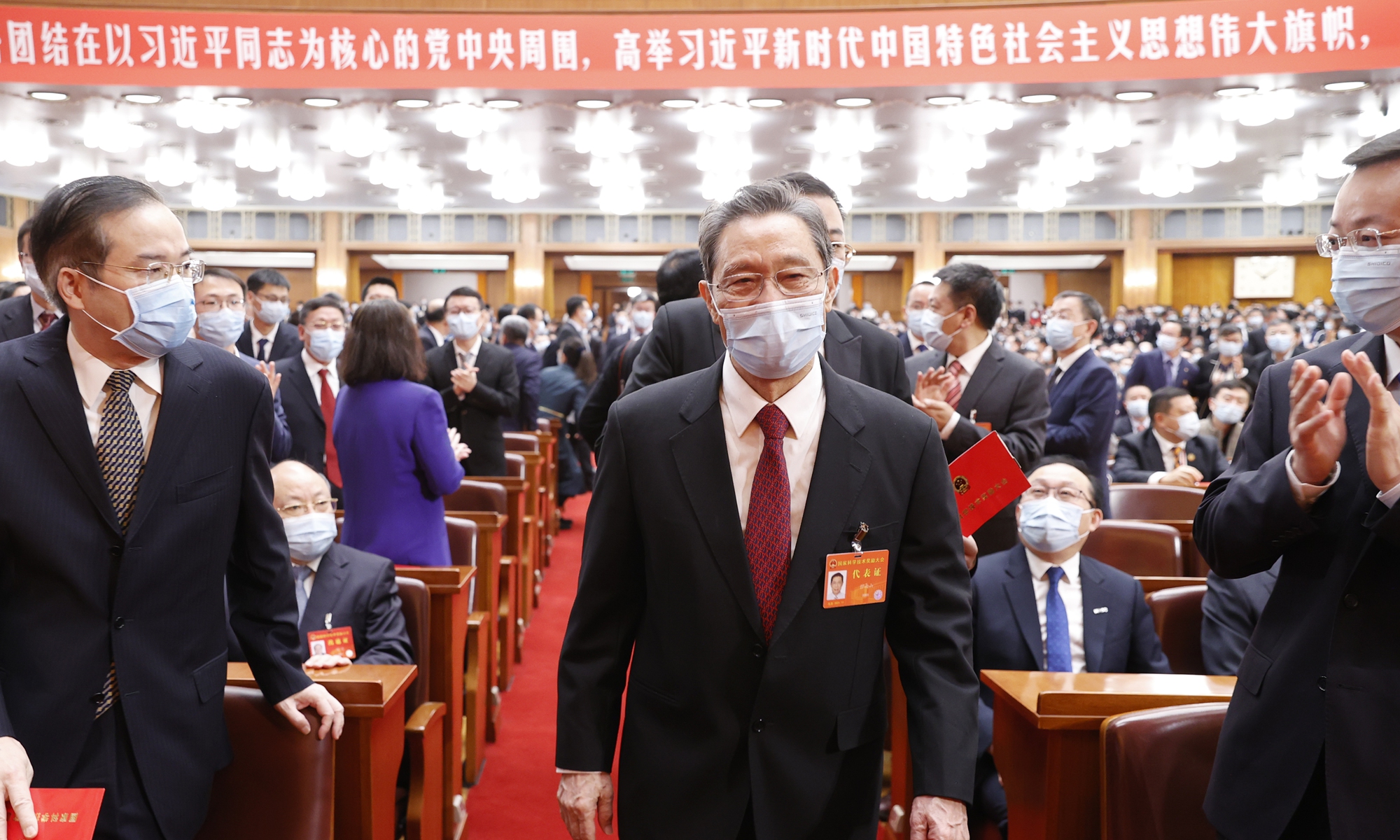 An annual ceremony is held in Beijing to honor distinguished scientists, engineers and research achievements on November 3, 2021. A team led by China's top epidemiologist Zhong Nanshan was awarded the State Scientific and Technological Progress Award, for its contribution to the prevention, diagnosis and treatment of major respiratory diseases. Photo: cnsphoto  