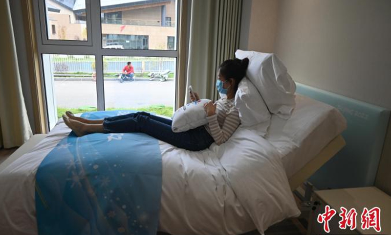 Memory mattress, data sensors and height adjustment - Zhangjiakou Winter Olympic Village has prepared smart beds for the fittest people in the world at Beijing 2022. Photo: Web
