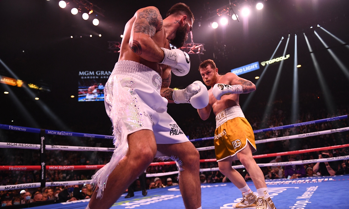 Martinez upsets Ancajas to seize IBF super flyweight world title - Vimarsana News