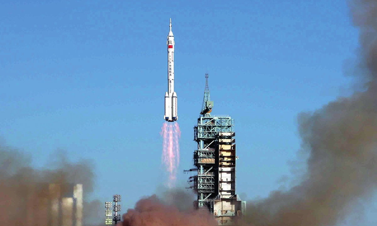 Shenzhou 5 spacecraft is launched into the space on October 15, 2003, carrying Yang Liwei, China's first taikonaut. Photo: VCG 