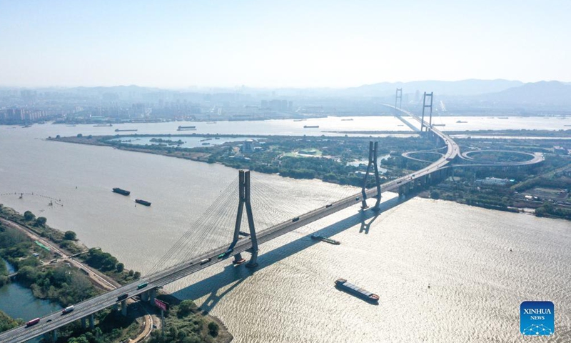 In recent years, Jiangsu Province in east China has promoted the restoration of the Yangtze River ecological environment with green development. Local authorities have dismantled illegal docks, shut down polluting enterprises and facilitated ecological  wetlands on both sides of the river. Many years of tree planting and wetland protection along the river in Jiangsu have paid off. Photo: Xinhua