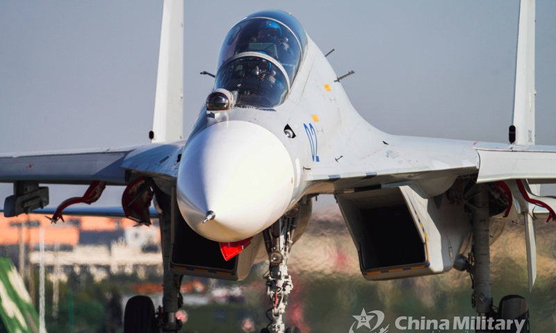 Warplanes of PLA Air Force, Navy share airfield in joint exercise - Global  Times