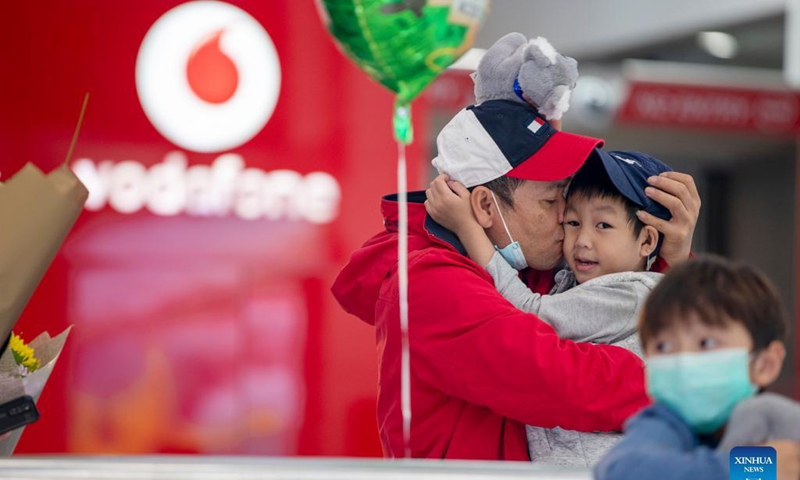 Passengers from Singapore arrive at Sydney Airport in Sydney, Australia, on Nov. 21, 2021. Australia's travel bubble with Singapore came into effect on Sunday.Photo: Xinhua