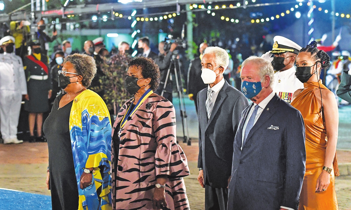 Prime Minister Mia Amor Mottley (left), Barbados President Dame Sandra Mason (2nd from left), National Hero Sir Garfield Sobers (center), Charles, Prince of Wales (3rd from right) and Rihanna (extreme right) look on during the Three Cheers to Barbados at the ceremony to declare Barbados a republic and the inauguration of the President of Barbados at Heroes Square in Bridgetown, Barbados, on November 30, 2021. Photo: VCG