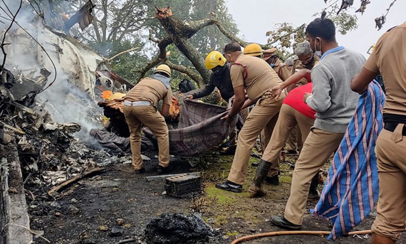 A view of site where an Indian Air Force helicopter crashed at Coonoor area of Nilgiris district, about 538 km southwest of Chennai, the capital city of India's Tamil Nadu state, Dec. 8, 2021.(Photo: Xinhua)