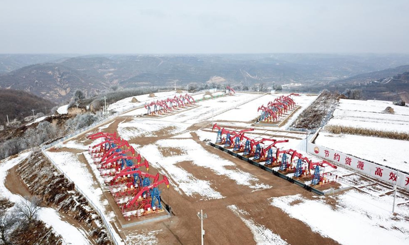 Aerial photo taken on Dec. 11, 2021 shows a view of Heshui County, northwest China's Gansu Province.Photo:Xinhua