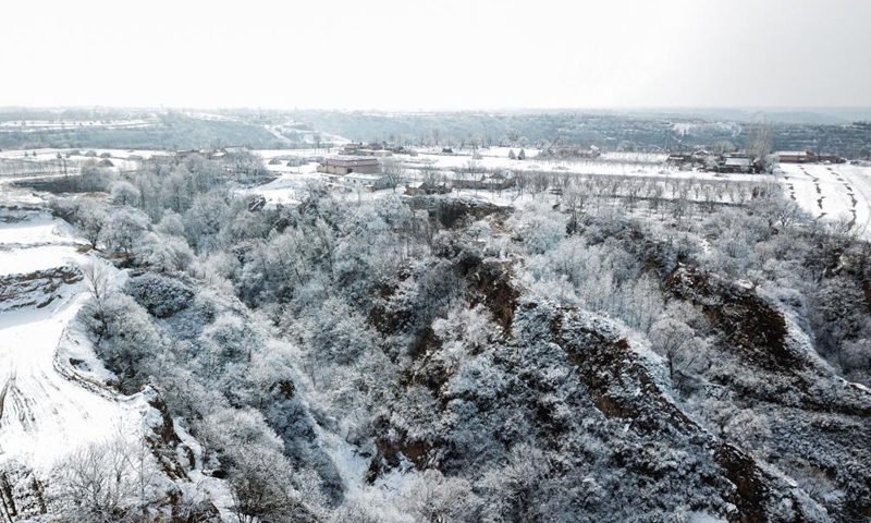 Aerial photo taken on Dec. 11, 2021 shows a view of Heshui County, northwest China's Gansu Province.Photo:Xinhua