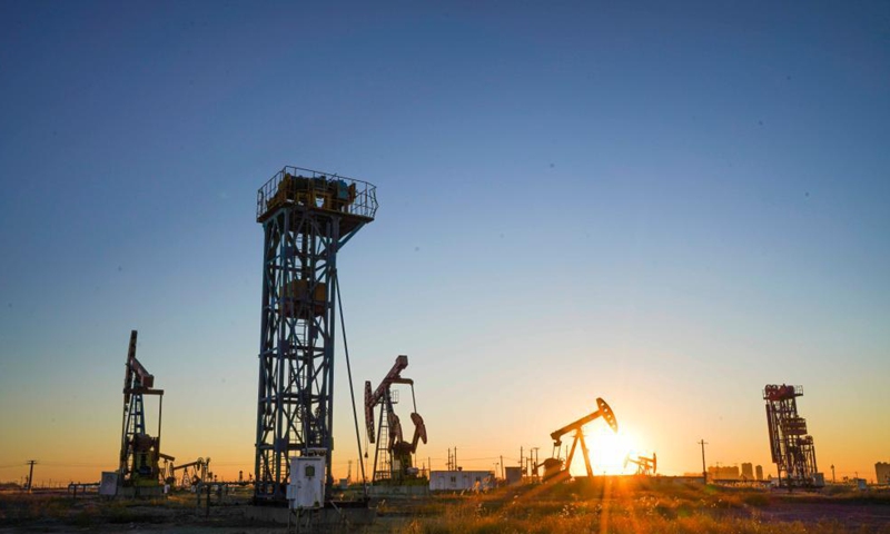 Photo taken on Dec. 12, 2021 shows the morning view of Jidong Oilfield in north China's Hebei Province.Photo:Xinhua