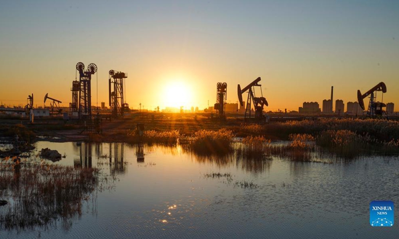 Photo taken on Dec. 12, 2021 shows the morning view of Jidong Oilfield in north China's Hebei Province.Photo:Xinhua