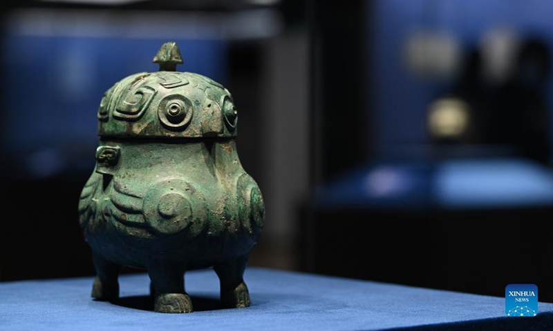 Photo taken on Dec. 15, 2021 shows a cultural relic in the Splendor of Huaxia: the Essence of Shanxi's Ancient Civilization exhibition at Tsinghua University Art Museum in Beijing, capital of China. The exhibition lasting until Jan. 9, 2022 displays cultural relics depicting civilizations in north China's Shanxi Province in ancient times.(Photo: Xinhua)