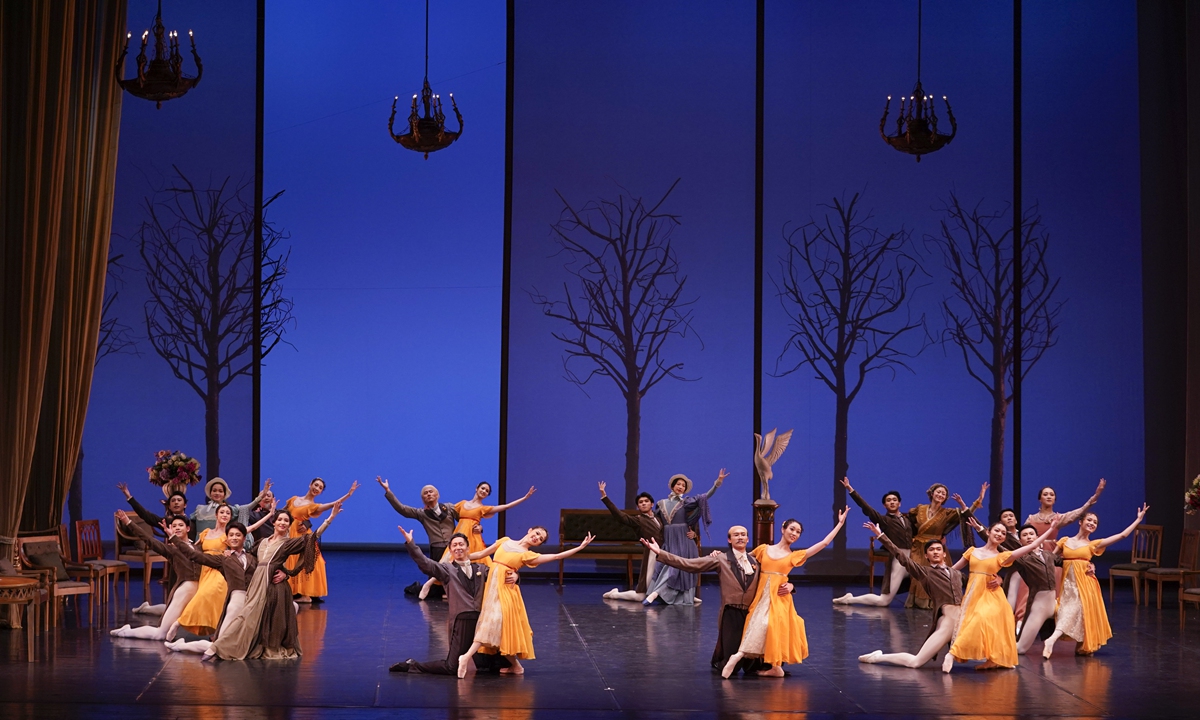 The National Ballet of China (NBC) performs <em>Onegin</em>, based on a novel by Russian author Alexander Pushkin, at Beijing Tianqiao Performing Arts Center from December 16-19, 2021. Photo: Courtesy of National Ballet of China