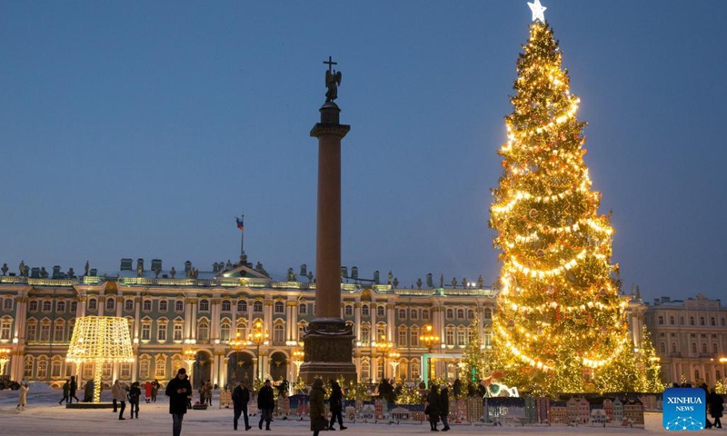 Light decorations are seen at the Winter Palace square in St. Petersburg, Russia, Dec. 20, 2021.(Photo: Xinhua)