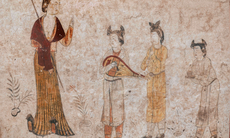 Undated file photo provided by Taiyuan Institute of Cultural Relics Protection shows a part of restored murals of an ancient tomb dating back to the Tang Dynasty (618-907) in Taiyuan, north China's Shanxi Province. Photo: Xinhua