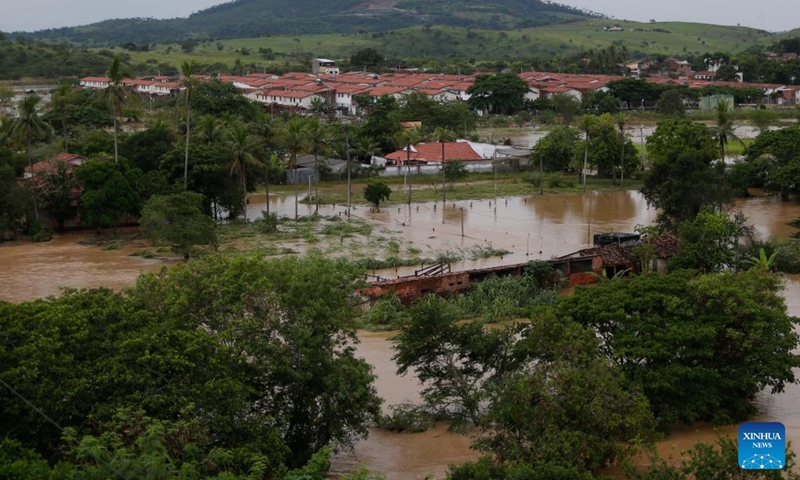 Photo taken on Dec. 27, 2021 shows a flooded area in the city of Itapetinga, Bahia State, Brazil.(Photo: Xinhua)