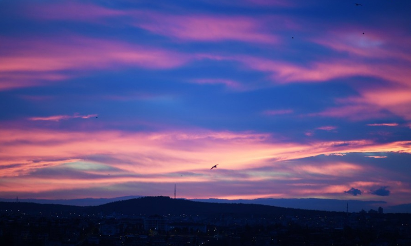 The first rays of the morning sun in the Bosphorus Strait in Istanbul, Turkey, on Dec. 11, 2021.(Photo: Xinhua)