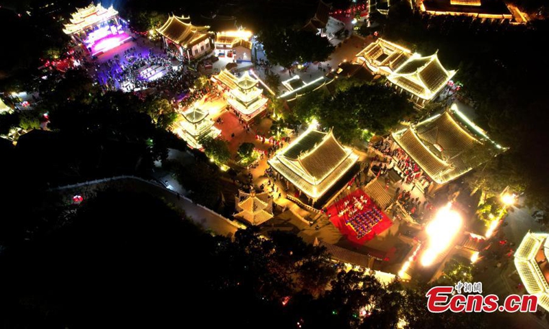 The night view of the Mazu Ancestral Temple on the Meizhou Island, Putian, east China's Fujian Province, Jan. 3, 2022. (Photo: China News Service/Wang Dongming)