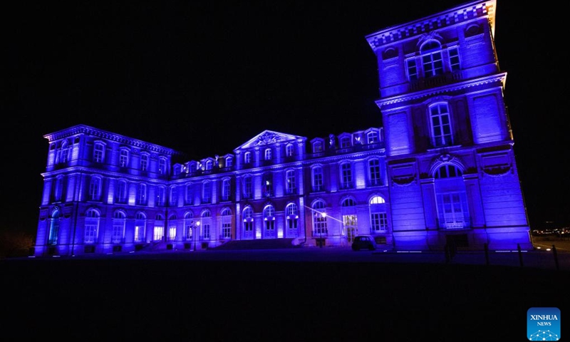 The Pharo Palace is lit up in blue to mark the start of France's six-month presidency of the European Union in Marseille, France, Jan. 6, 2022.(Photo: Xinhua)