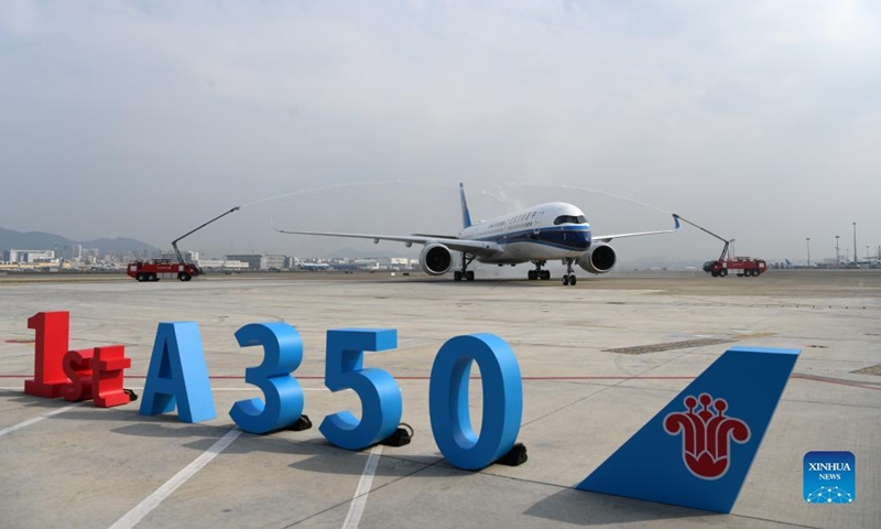 An Airbus A350-900 arrives at the Baoan International Airport in Shenzhen, south China's Guangdong Province, Jan. 6, 2022. China Southern Airlines launched two new Airbus A350-900 in Shenzhen on Thursday. The new aircraft will mainly serve domestic routes between Beijing Daxing International Airport, Shanghai and Chengdu.(Photo: Xinhua)