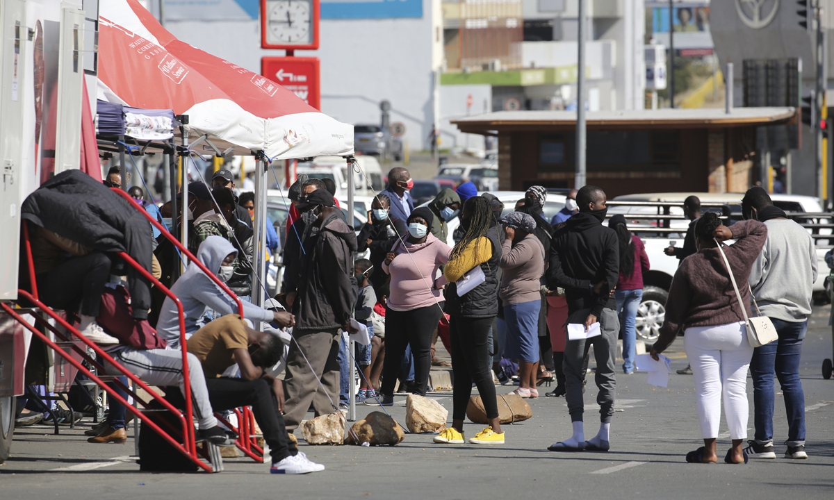 People queue to be tested for COVID-19 on June 15, 2021 in Windhoek, the capital of Namibia. Photo: VCG