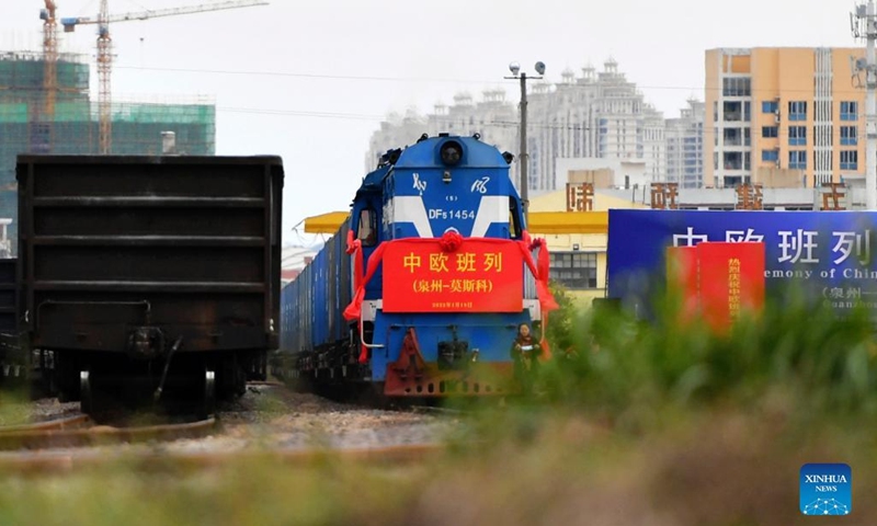 A China-Europe freight train heading for Moscow departs from Quanzhou, southeast China's Fujian Province, Jan. 18, 2022.(Photo: Xinhua)