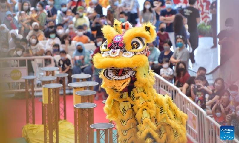 Artists perform a lion dance to celebrate the upcoming Chinese Lunar New Year in South Tangerang, Indonesia, Jan. 22, 2022.Photo:Xinhua