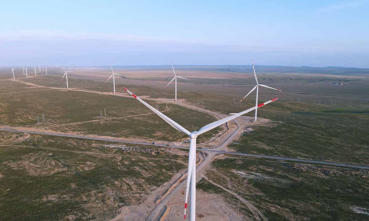 The Zhanatas 100 MW Wind Power Plant in Kazakhstan Photo: Courtesy of China Power International Holding