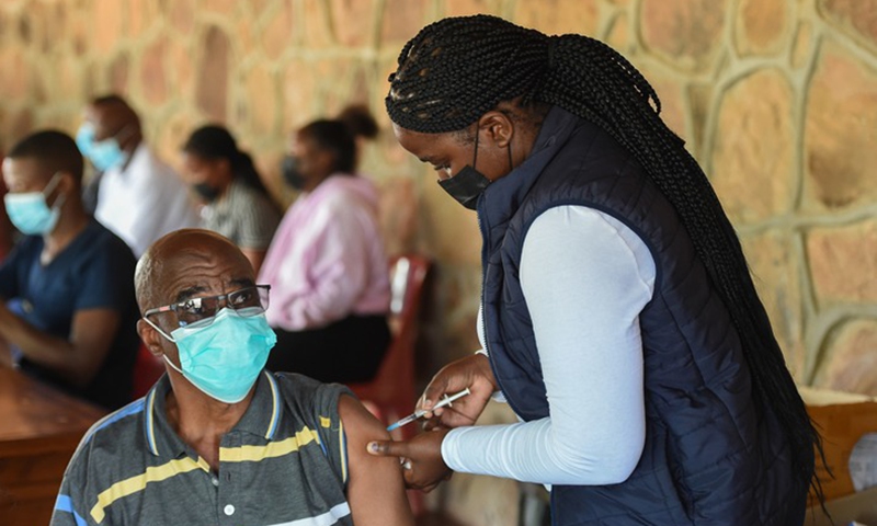 A man receives a booster shot of the COVID-19 vaccine in Gaborone, Botswana, on Jan. 17, 2022.Photo:Xinhua