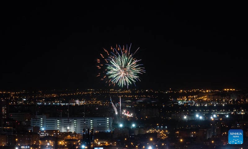 Photo taken on Feb. 5, 2022 shows fireworks in celebration of Chinese Lunar New Year at Pradolongo Park in Madrid, Spain.Photo:Xinhua